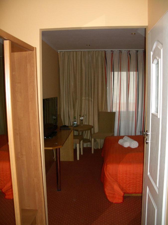 Bed and Breakfast Kardamon Żary Zimmer foto