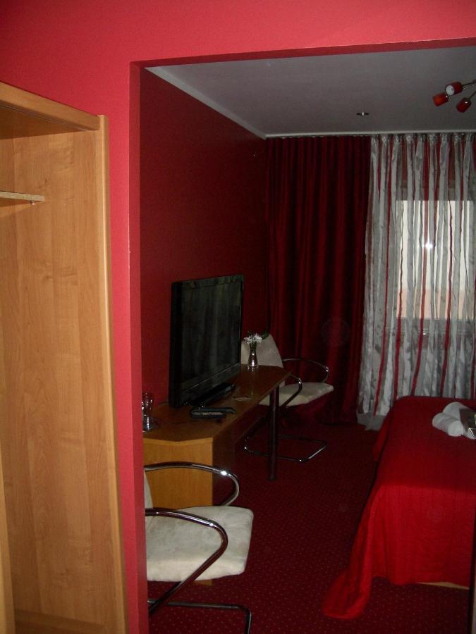 Bed and Breakfast Kardamon Żary Zimmer foto